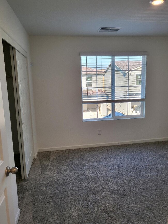 Building Photo - 4902 Bufflehead Ln