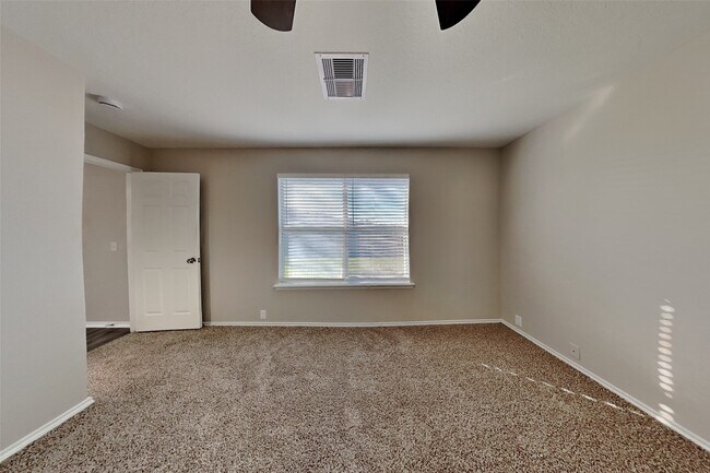 Building Photo - 19923 Juniper Berry Dr