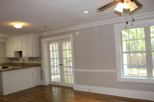 Building Photo - Northeast Columbia Spring Valley Rental