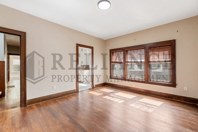 Building Photo - 446 N Fountain St