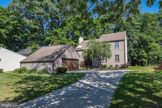 Building Photo - 206 Drakes Drum Dr