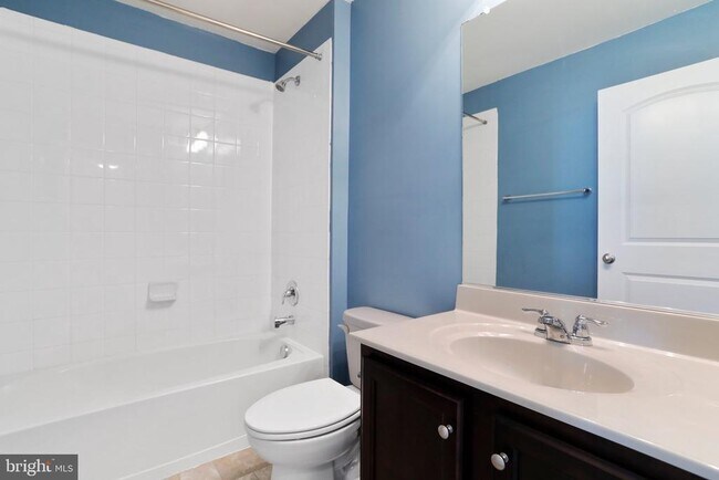 Building Photo - 273 Magellan Dr