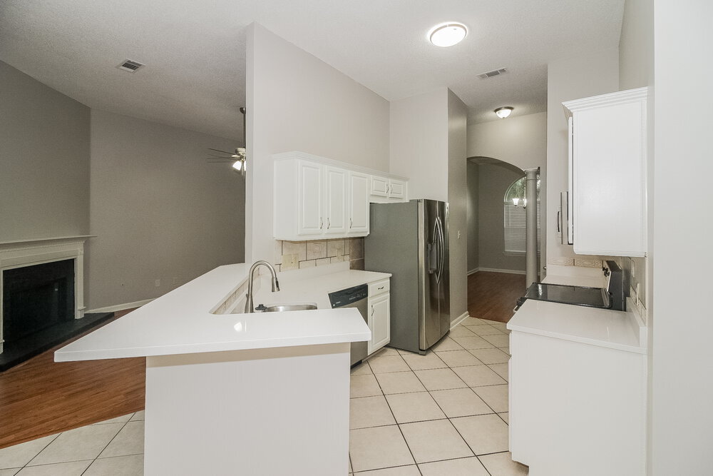 Building Photo - 8315 Red Creek Dr