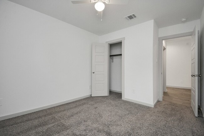 Building Photo - 7803 Golden Rubia Ln