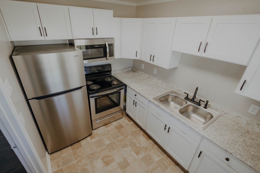 Forrest Park Apartments 1102 Potter Blvd Tullahoma TN 37388 Apartment Finder