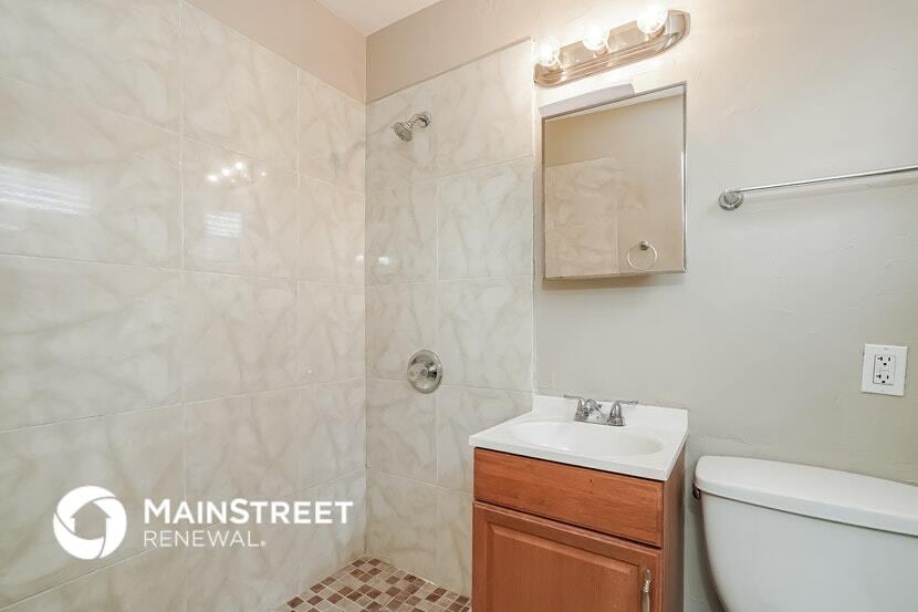 Building Photo - 1507 Gardenia Ave