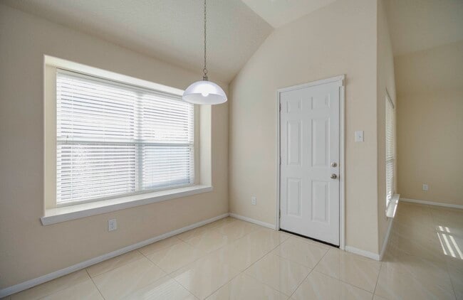Building Photo - 15115 Russet Bend Ln