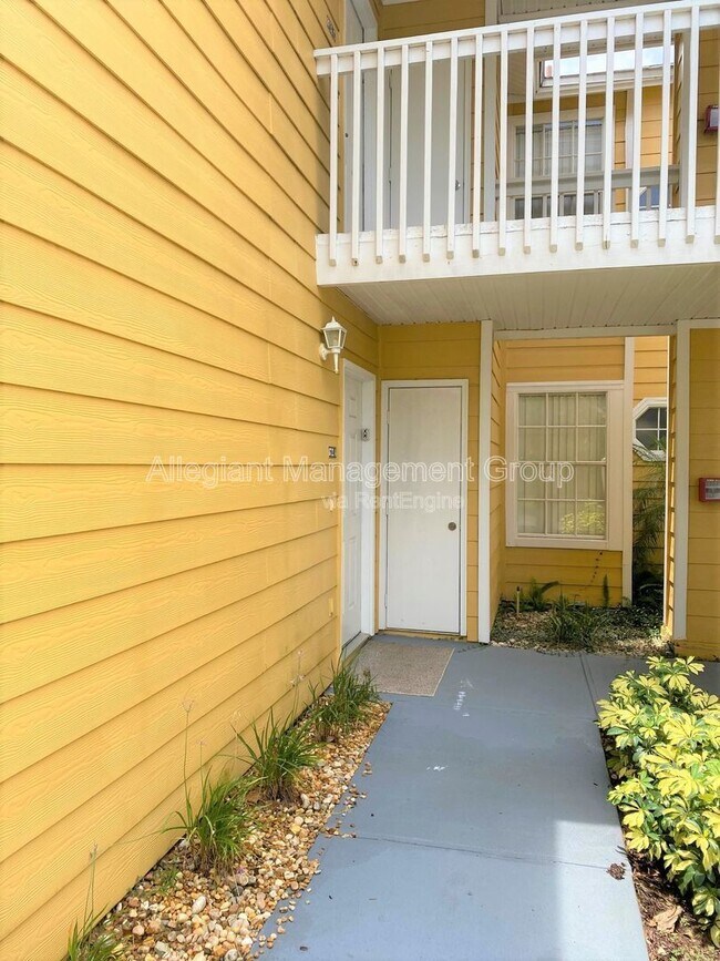 Building Photo - 8722 Rain Forest Pl