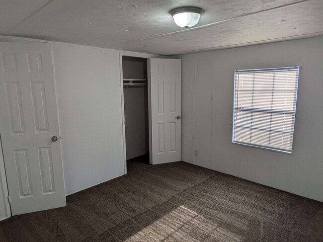 Building Photo - 14962 Goliad Dr