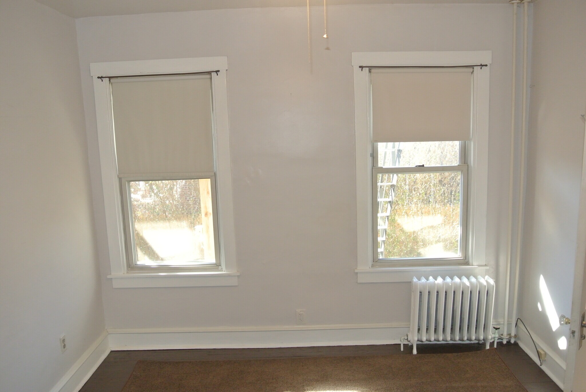 Building Photo - 328 High Street