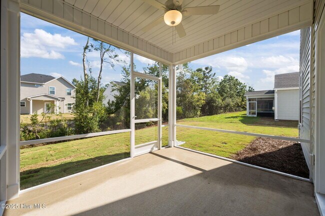 Building Photo - 186 Citadel Dr