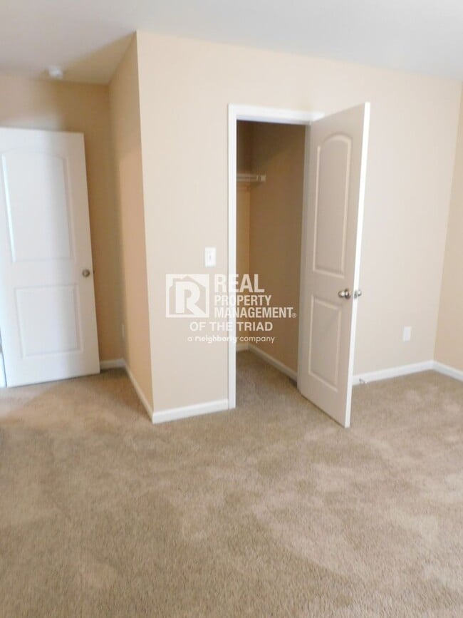 Building Photo - Pre-Market Newer 4 Bedroom / 2 Car Garage ...