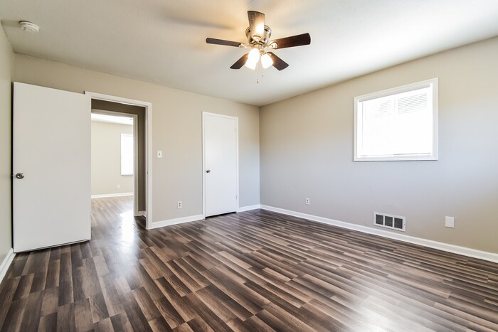 Building Photo - 455 Emmett St