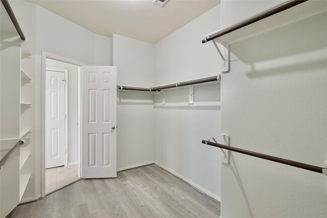 Building Photo - 3931 Medici Ct