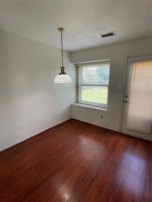 Building Photo - 16925 Dashwood Creek Dr