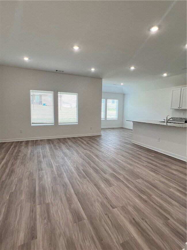 Building Photo - 3010 Amarillo Way