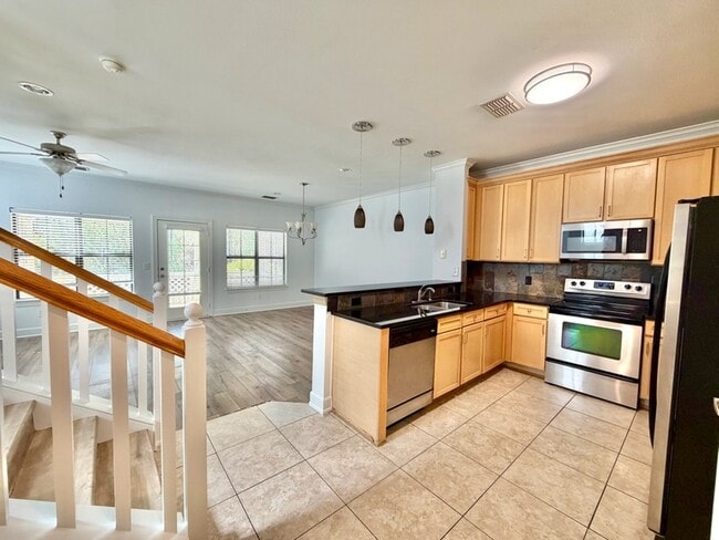 Building Photo - 94 Haven Cir