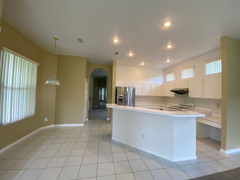 Building Photo - 1147 Big Creek Drive