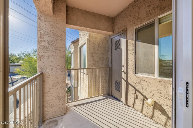 Building Photo - 12050 N Panorama Dr