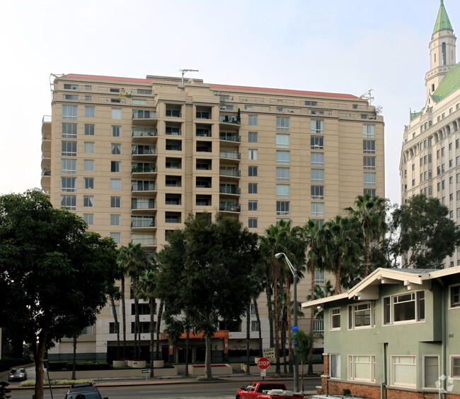 Building Photo - The Pacific