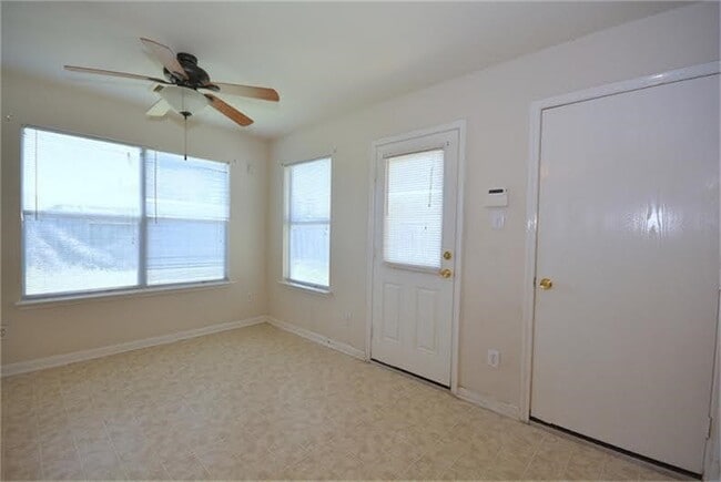 Building Photo - 8106 Arrington Forest Ln