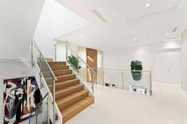 Building Photo - 10561 NW 67th Terrace