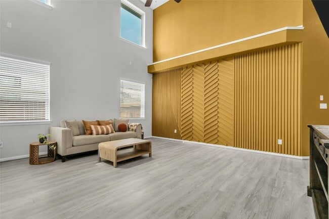 Building Photo - 5338 CJ Walker Ln