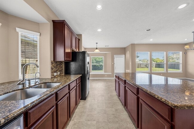 Building Photo - 27110 Kelsey Woods Ct