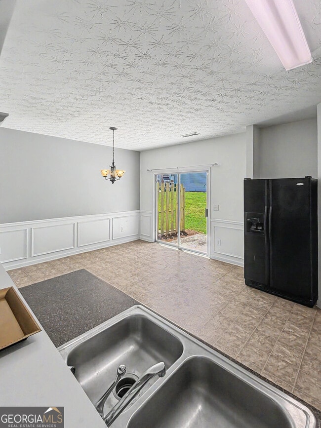Building Photo - 2878 Snapfinger Manor