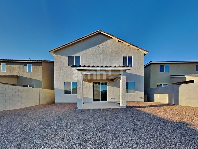 Building Photo - 9817 W Parkway Dr