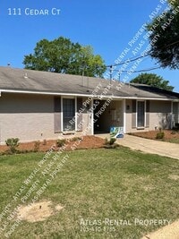 Building Photo - 111 Cedar Ct