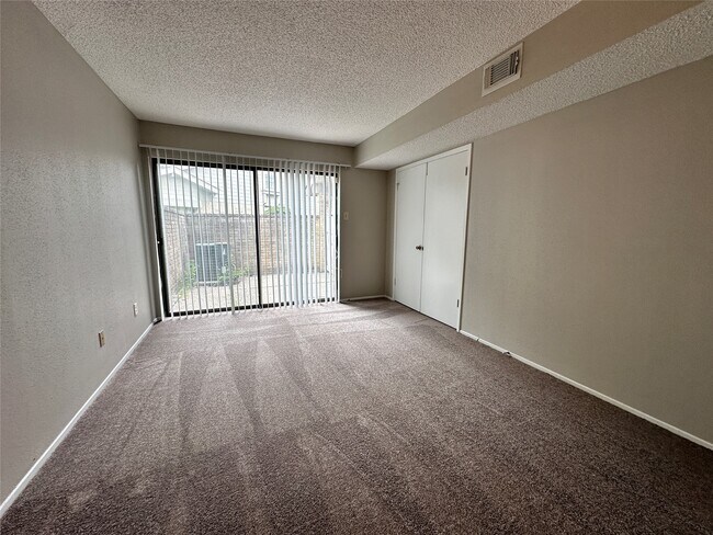 Building Photo - 3119 Windchase Blvd