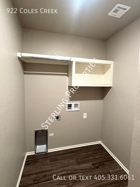 Building Photo - 922 Coles Creek