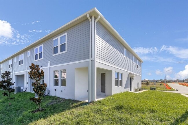 Building Photo - 2803 Maloof Dr