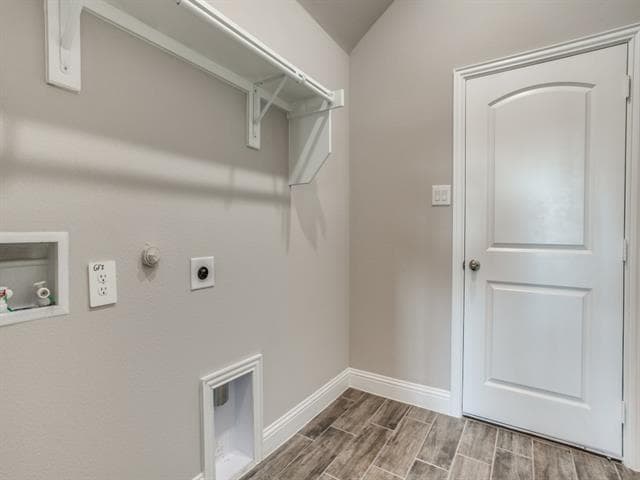 Building Photo - 533 Redbud Dr