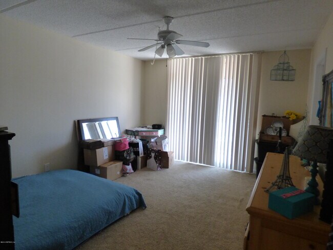 Building Photo - 3401 Townsend Blvd