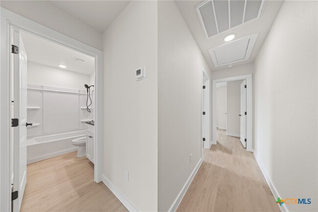 Building Photo - 1204 Martin Luther King Jr Ln