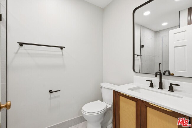 Building Photo - 11410 Canton Dr