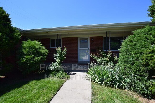 Building Photo - 4473 E Jewell Ave