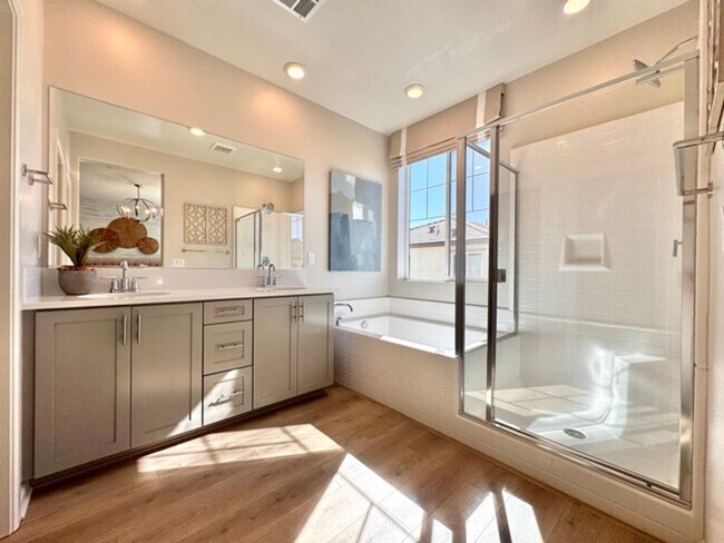 Building Photo - Brand New 4 Bedroom Home with Solar in Gated Moreno Valley Community!