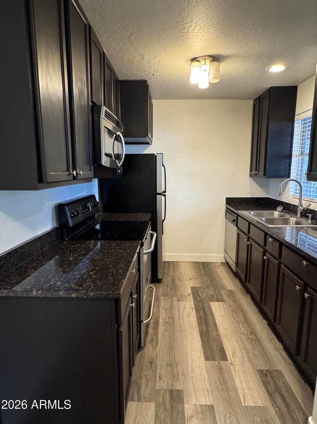 Building Photo - 14145 N 92nd St