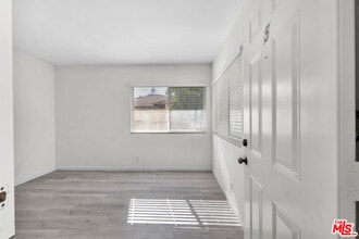 Building Photo - 7228 Allott Ave