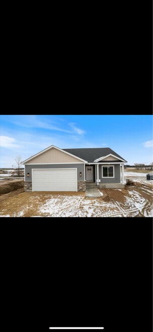 Building Photo - 1830 Cypress Trail