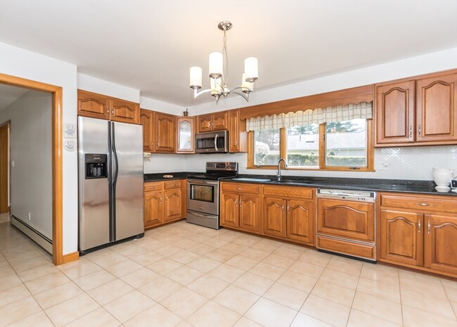 Building Photo - 80 Woodcliff Dr
