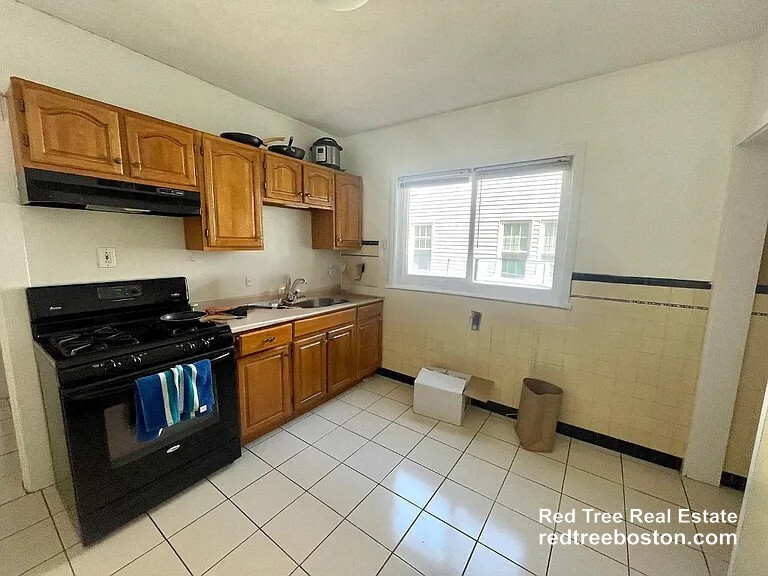 Building Photo - 38 George St