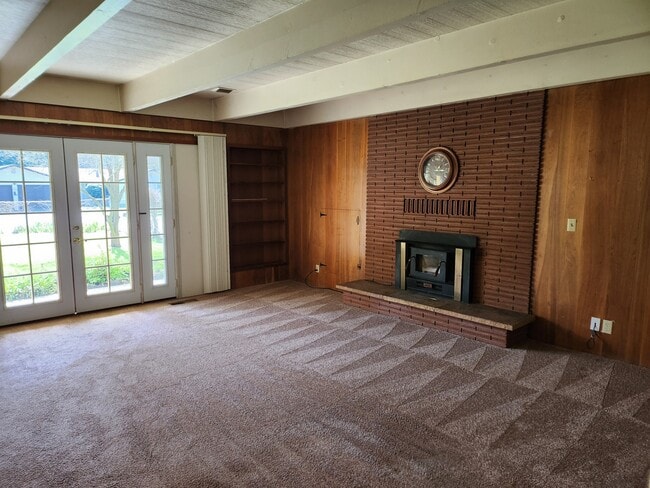 Building Photo - 4542 Averill Dr
