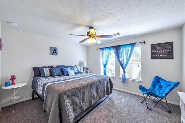 Building Photo - 21023 Tranquil Shores Drive