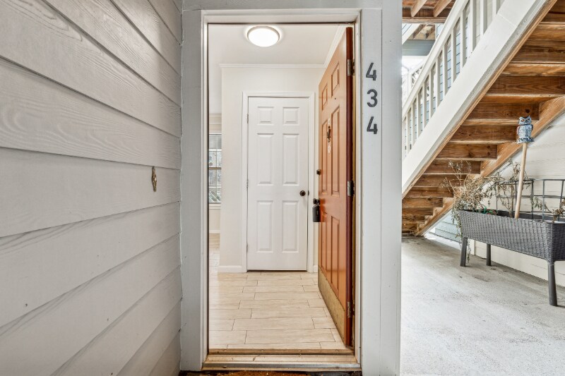 Building Photo - 434 McGill Pl NE