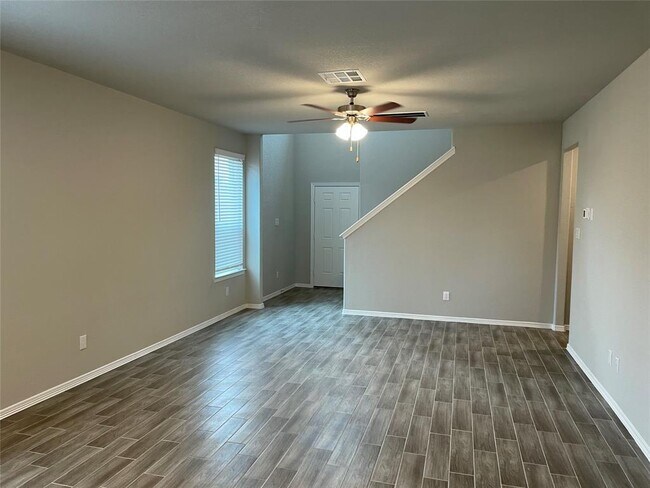 Building Photo - 822 Redinger Ridge Dr