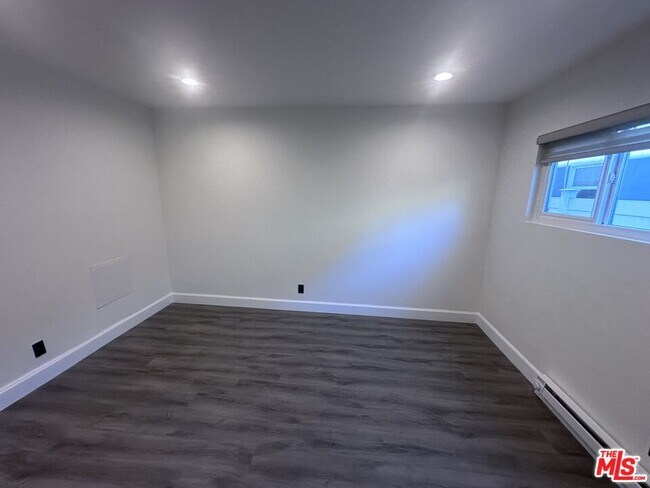 Building Photo - 2228 20th St